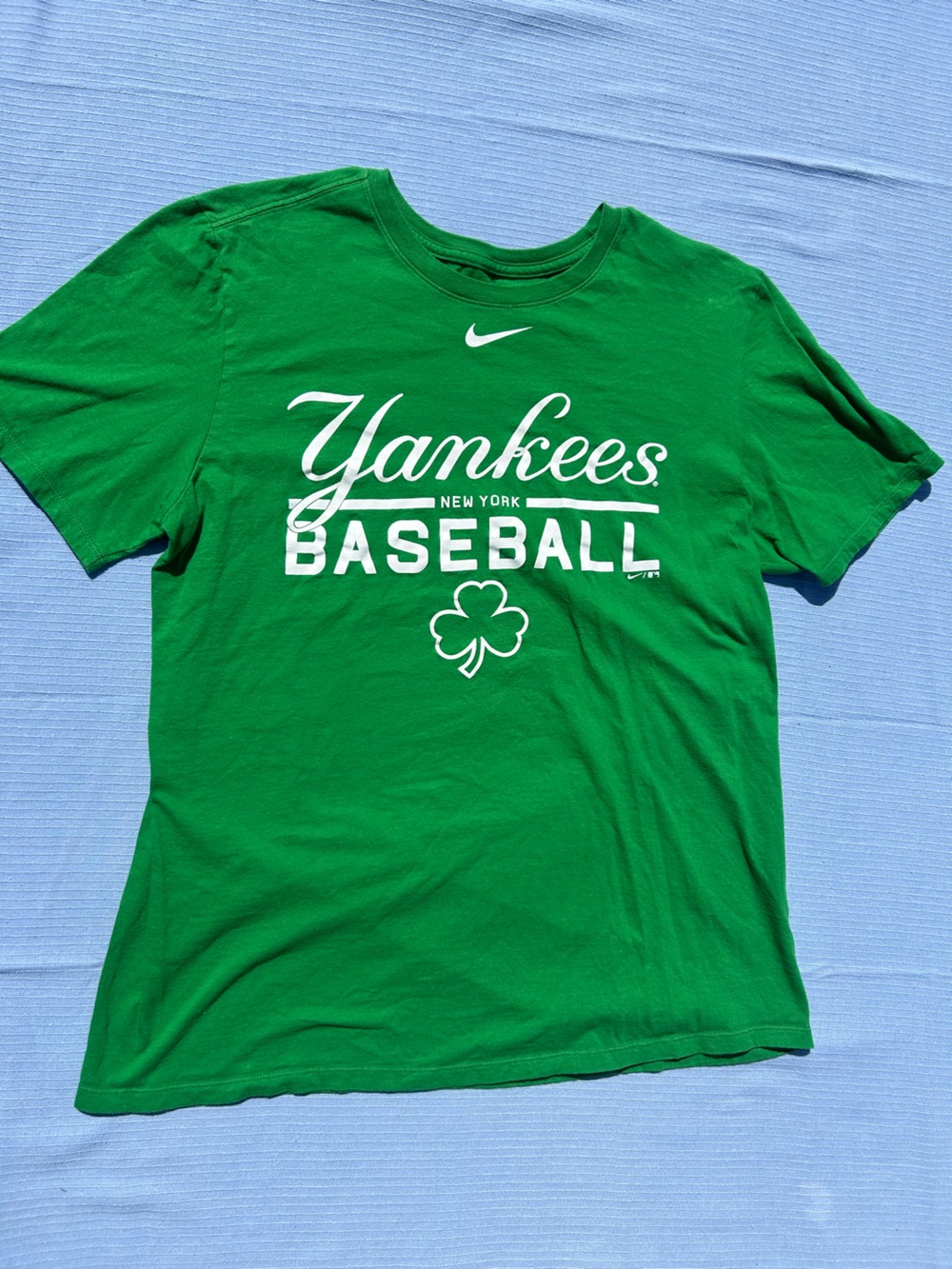 Nike - YANKEES NY shamrock ☘️ tee